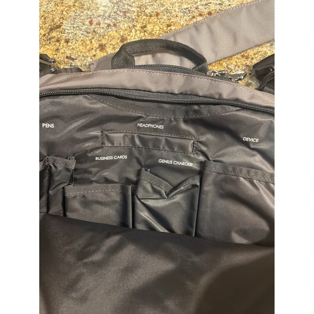 Genius‎ Pack High Altitude Flight Bag Grey Travel Organizer Messenger Bag